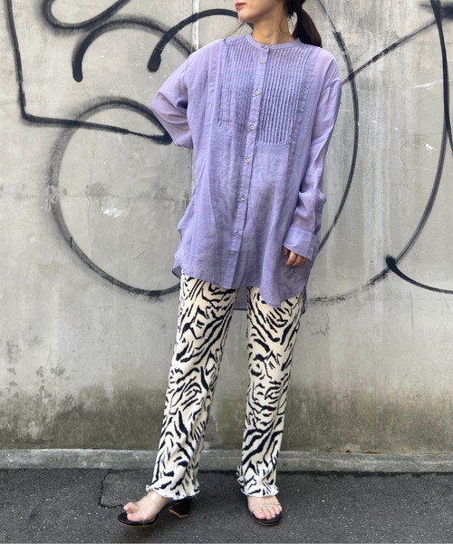 prose verse（プロズヴェール）の「フロントタック入りクラシカルシアーシャツ（シャツ/ブラウス・レディース・オフホワイト/ライム/バイオレット/グレイッシュベージュ・ﾌﾘ-）」の5枚目の写真