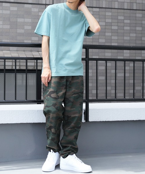 LOS ANGELES APPAREL（ロサンゼルスアパレル）の「LOS ANGELS APPAREL 6.5oz半袖Ｔシャツ（Tシャツ/カットソー・メンズ・ブラック/グレー系1/オフホワイト/ホワイト/グリーン系その他/ネイビー/ブラック系その他/ブルー系その他/フューシャピンク/オレンジ/ゴールド/パープル/レッド/ライトピンク・X-LARGE/MEDIUM/LARGE）」の20枚目の写真