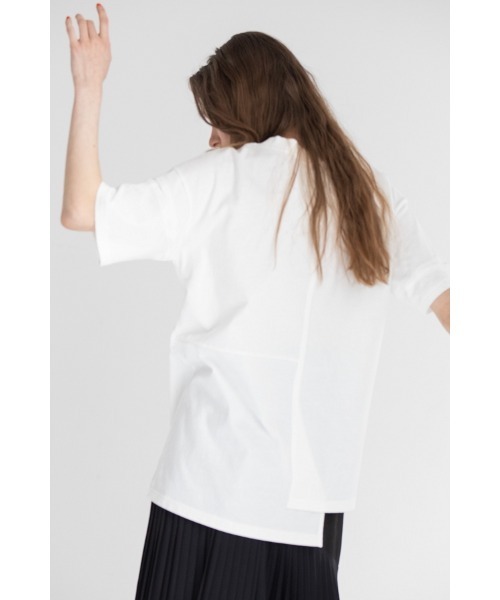 AULA AILA(アウラアイラ)の「リメイクプリントTシャツ(Tシャツ/カットソー・レディース・オフホワイト/ブラック・0)」の7枚目の写真