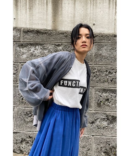 AULA AILA(アウラアイラ)の「リメイクプリントTシャツ(Tシャツ/カットソー・レディース・オフホワイト/ブラック・0)」の22枚目の写真