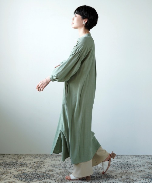 LUPILIEN（ルピリアン）の「涼し気◆リネン混２ＷＡＹシャーリングスリーブワンピース（ワンピース・レディース・ライトグレー/ミント/オレンジ/サックスブルー/ブラック/ライトグリーン・FREE）」の4枚目の写真