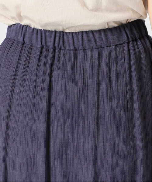 IENA（イエナ）の「カールマイヤーバックフレアスカート◆（スカート・レディース・ネイビー/ブラック・36/34/38）」の3枚目の写真