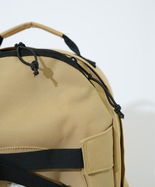 Carhartt WIP（カーハートダブリューアイピー）の「【Carhartt WIP / カーハートダブリューアイピー】KICKFLIP BACKPACK キックフリップ（バックパック/リュック・メンズ・ブラック/ブラウン/カモフラージュ/アーミー/ライトブラウン/ダークブラウン/ブルー系その他・FREE）」の9枚目の写真