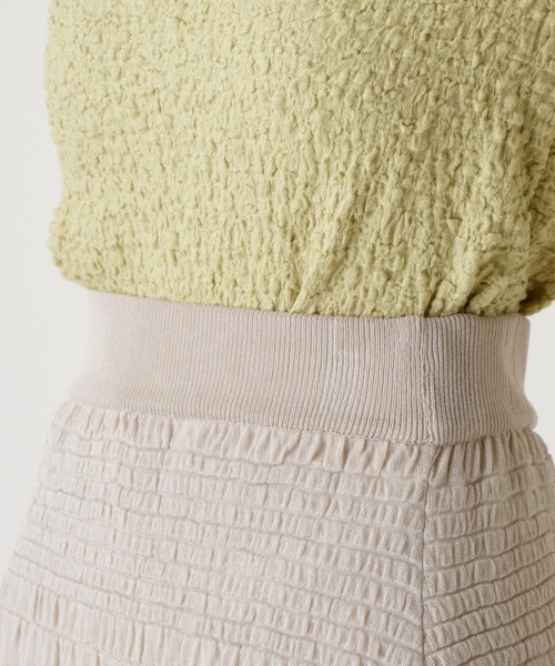 Kastane（カスタネ）の「シャーリングティアードニットスカート（スカート・レディース・ローズ/ブラック/ホワイト系その他/オリーブ・FREE）」の17枚目の写真