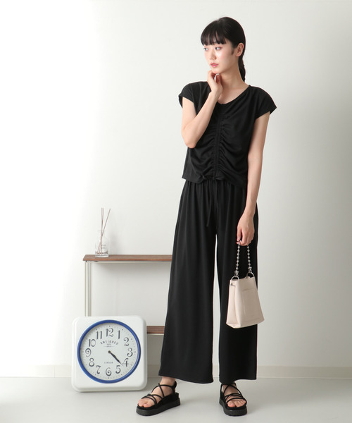 VENCEEXCHANGE（ヴァンスエクスチェンジ）の「ギャザートップスパンツセットアップ（その他トップス・レディース・ブラック/ベージュ・M）」の2枚目の写真