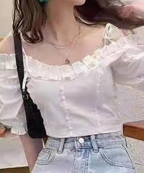 SPIGA（スピーガ）の「肩リボン2wayショート丈TOPS（シャツ/ブラウス・レディース・ホワイト/ブラック・FREE）」の2枚目の写真