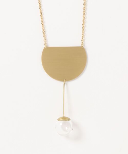 BEARDSLEY（ビアズリー）の「真鍮と強化ガラスのパーツを組み合わせたハンドメイドネックレス 短めチェーンでハイネックに良く合う《ROSAMENDEZ》ネックレス（ネックレス・レディース・ブロンズ・FREE）」の5枚目の写真