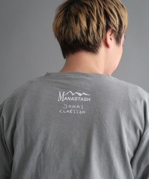 MANASTASH（マナスタッシュ）の「MANASTASH×JONAS CLAESSON/マナスタッシュ×ジョナスクレアッソン MROOM DING REP（Tシャツ/カットソー・メンズ・グレー・MEDIUM/LARGE/X-LARGE）」の5枚目の写真