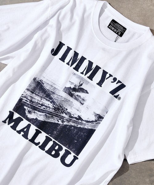 COLONY 2139（コロニートゥーワンスリーナイン）の「JIMMY'Z プリントTシャツ(ユニセックス可)/ジミーズコラボアイテム（Tシャツ/カットソー・メンズ・ホワイト/チャコールグレー/グレー/サックスブルー/ホワイト系その他/グレー系その他/ホワイト系その他2/ホワイト系その他3/ピンク・MEDIUM/LARGE）」の3枚目の写真