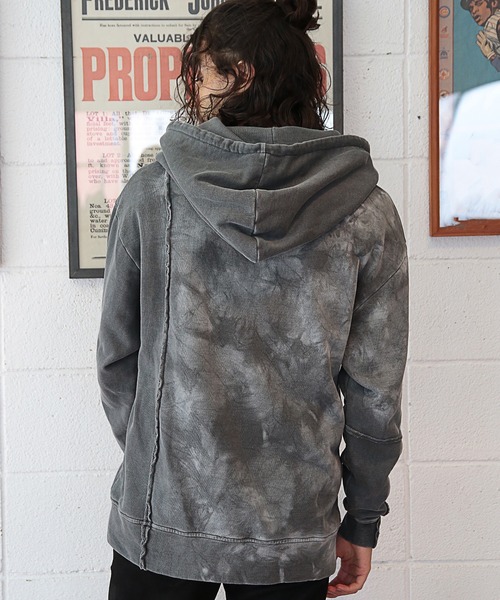 RATTLE TRAP（ラトルトラップ）の「ムラ染め裏毛パーカー（パーカー・メンズ・カーキ/ブルー/チャコール・M/L/S）」の15枚目の写真