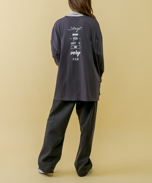 RASVOA（ラスボア）の「【WEB限定】ランダムバックロゴロンＴ（Tシャツ/カットソー・レディース・グレイッシュベージュ/チャコールグレー/ブラック/オフホワイト・FREE）」の16枚目の写真