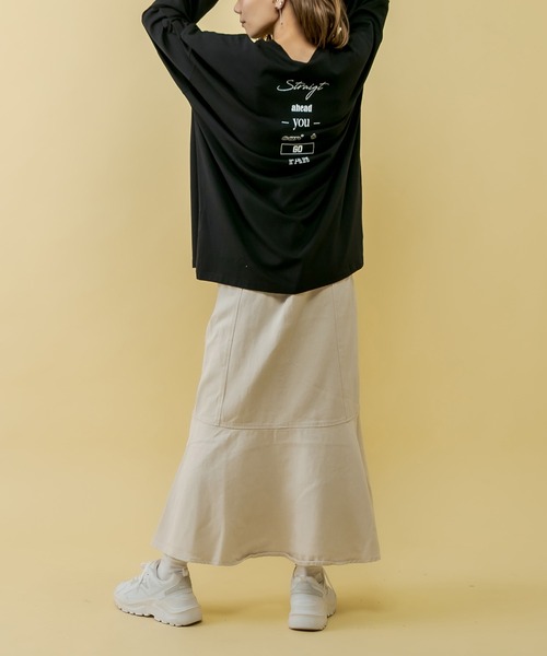 RASVOA（ラスボア）の「【WEB限定】ランダムバックロゴロンＴ（Tシャツ/カットソー・レディース・グレイッシュベージュ/チャコールグレー/ブラック/オフホワイト・FREE）」の17枚目の写真