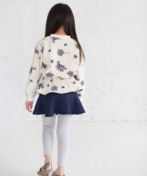 Rora（ローラ）の「エンターテイナー 花柄 スウェット (2color)（スウェット・キッズ・ネイビー/クリーム・120/140/110/130/150/100）」の6枚目の写真