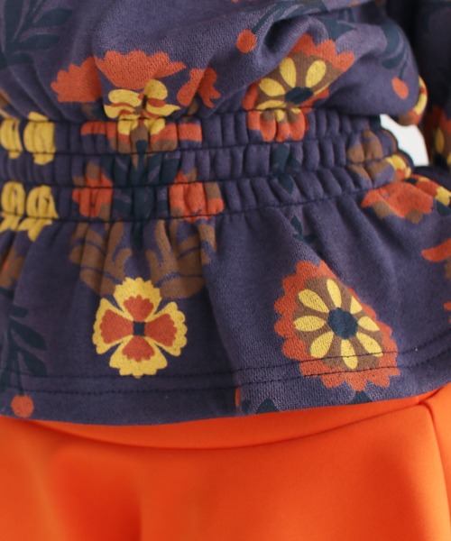 Rora（ローラ）の「エンターテイナー 花柄 スウェット (2color)（スウェット・キッズ・ネイビー/クリーム・120/140/110/130/150/100）」の16枚目の写真