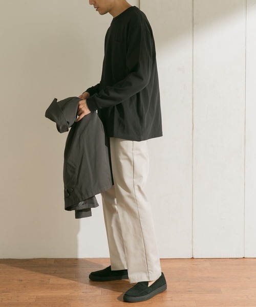 URBAN RESEARCH DOORS(アーバンリサーチドアーズ)の「KEEP-CLEAN 1POCKET LONG-SLEEVE T-SHIRTS(Tシャツ/カットソー・メンズ・パープル/ブルー系その他/ブラック/ホワイト/イエロー系その他・38/40)」の21枚目の写真