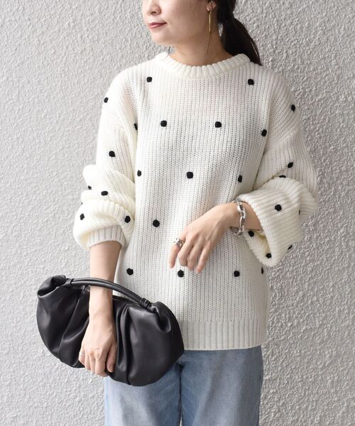 SHIPS（シップス）の「【WEB限定】〈手洗い可能〉ドットニットプルオーバー◇（ニット/セーター・レディース・オフホワイト/ブラック/ライトグレー/ベージュ・SMALL/MEDIUM）」の14枚目の写真