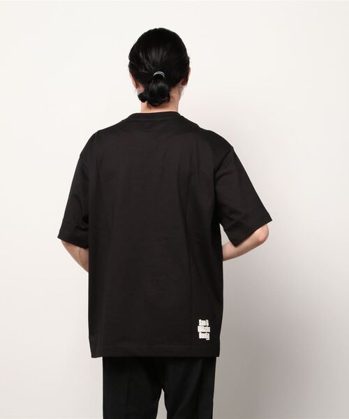 G-STAR（ジースター）の「UNISEX FLOCK BOXY T-SHIRT/オーバーサイズ/ビッグシルエット（Tシャツ/カットソー・メンズ・ホワイト/ダークブラック・X-SMALL/LARGE/SMALL/X-LARGE/MEDIUM）」の13枚目の写真