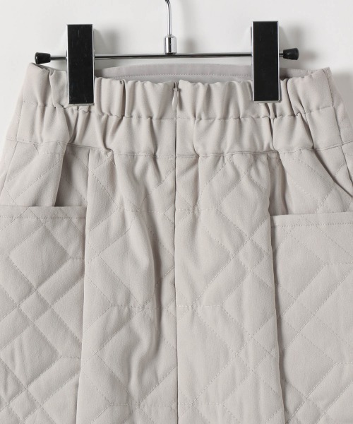 JEANASIS（ジーナシス）の「【KIDS】キルティングハイウエストミニスカート/256531（スカート・キッズ・ブラック/グレイッシュベージュ・120/140）」の9枚目の写真
