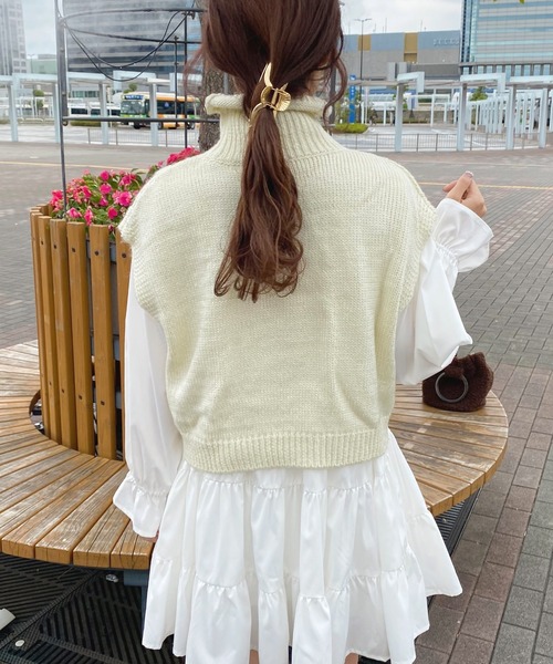 apres jour(アプレジュール)の「ケーブルタートルベスト【ZOZOTOWN限定アイテム】(ニット/セーター・レディース・ベージュ/アイボリー/ダークブラウン・X-LARGE/フリー)」の8枚目の写真