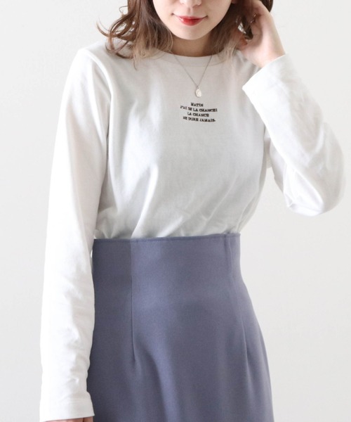 Cheek(チーク)の「プチロゴ刺繍プルオーバー(Tシャツ/カットソー・レディース・チャコールグレー/ベージュ/オフホワイト・MEDIUM)」の22枚目の写真