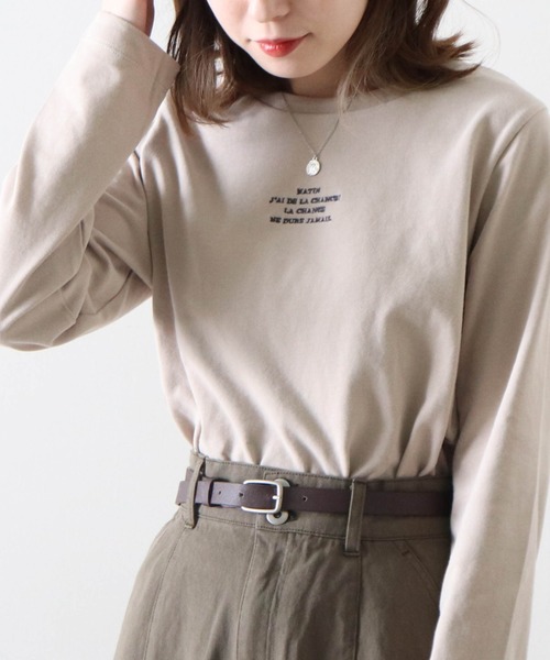 Cheek(チーク)の「プチロゴ刺繍プルオーバー(Tシャツ/カットソー・レディース・チャコールグレー/ベージュ/オフホワイト・MEDIUM)」の11枚目の写真