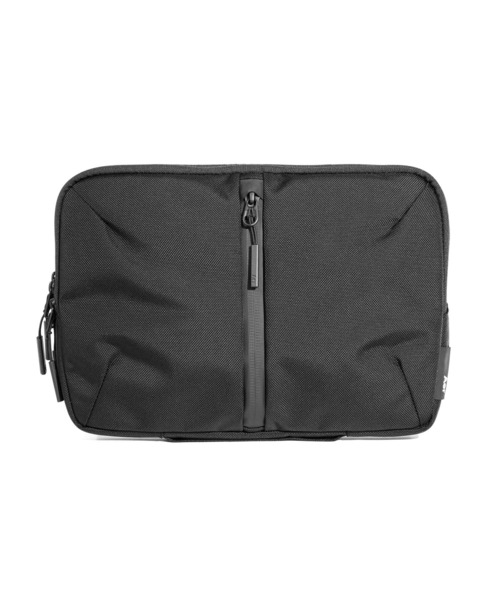 Aer（エアー）の「Aer Tech Folio 13 Black エアー テックフォリオ パソコン ラップトップケース PC 13インチ（PC・タブレットケース・メンズ・ブラック・FREE）」の7枚目の写真