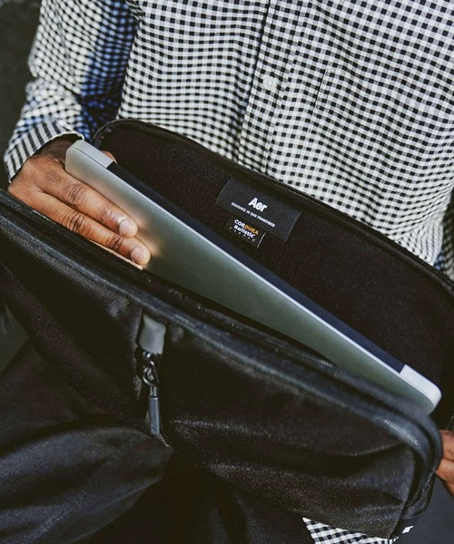 ノートPCケース Aer Tech Folio 13\" Black Tech Folio 13