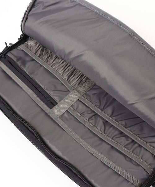 Aer Tech Folio 13 Black エアー テックフォリオ パソコン ラップ