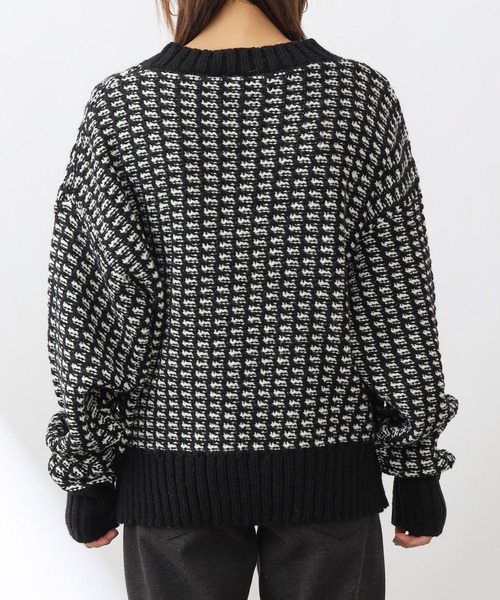 COLONY 2139(コロニートゥーワンスリーナイン)の「バイカラージャガードニットプルオーバー(ニット/セーター・レディース・ブラック/ベージュ/グリーン・MEDIUM/LARGE)」の20枚目の写真