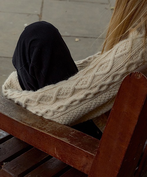 Fano Studios(ファノ ストゥディオズ)の「【Fano Studios】High neck cable short knit FD21S063(ニット/セーター・レディース・ベージュ・M/S/L)」の5枚目の写真