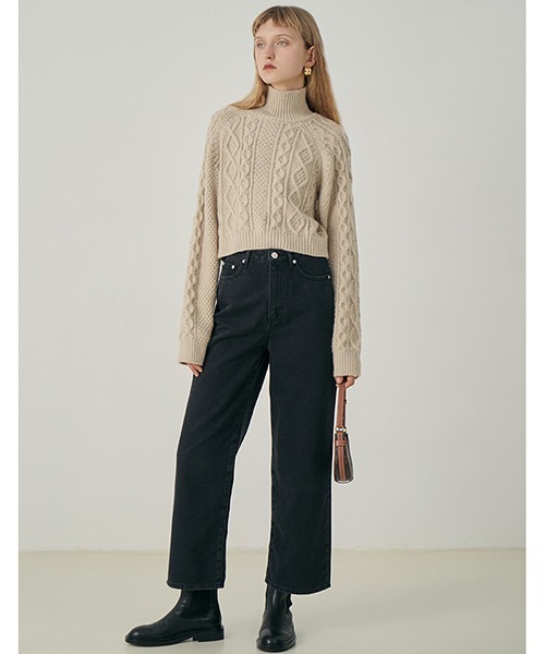Fano Studios(ファノ ストゥディオズ)の「【Fano Studios】High neck cable short knit FD21S063(ニット/セーター・レディース・ベージュ・M/S/L)」の7枚目の写真