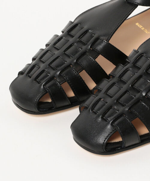 Demi-Luxe BEAMS（デミルクス ビームス）の「PASCUCCI / レザー グルカサンダル（サンダル・レディース・ホワイト/ブラック・35/36/37/38）」の4枚目の写真