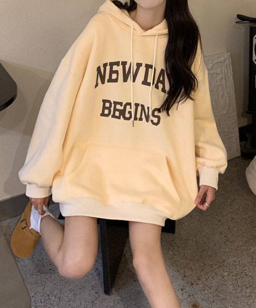 meJane(ミージェーン)の「NEWDAYロゴビックシルエットプルパーカー【ZOZOTOWN限定】(パーカー・レディース・イエロー/ライトグリーン/アイボリー・FREE)」の5枚目の写真