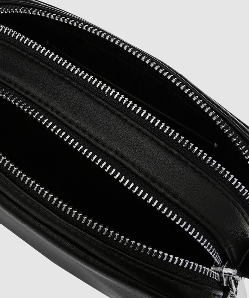 PROENZA SCHOULER（プロエンザ スクーラー）の「Watts Leather Camera Bag（ショルダーバッグ・レディース・ホワイト/ブラック/オリーブ/ブルー系その他/イエロー系その他/グレー系その他/ピンク系・ONE SIZE）」の13枚目の写真