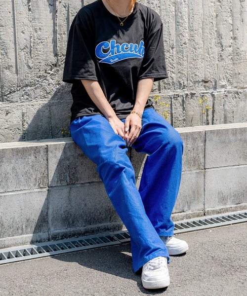 DEVICE（デバイス）の「韓国 古着風 ビッグシルエット カレッジロゴ ワッペン刺繍 半袖 Tシャツ（Tシャツ/カットソー・レディース・ホワイト/ブラック/グレー・FREE）」の7枚目の写真