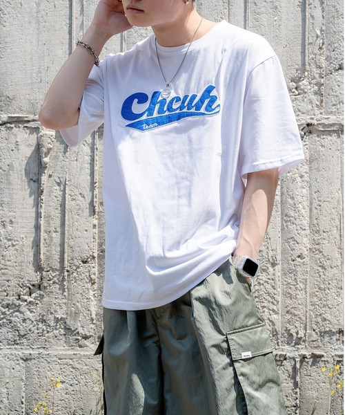 DEVICE（デバイス）の「韓国 古着風 ビッグシルエット カレッジロゴ ワッペン刺繍 半袖 Tシャツ（Tシャツ/カットソー・レディース・ホワイト/ブラック/グレー・FREE）」の13枚目の写真