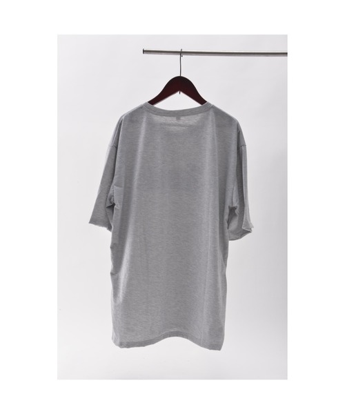 DEVICE（デバイス）の「韓国 古着風 ビッグシルエット カレッジロゴ ワッペン刺繍 半袖 Tシャツ（Tシャツ/カットソー・レディース・ホワイト/ブラック/グレー・FREE）」の22枚目の写真