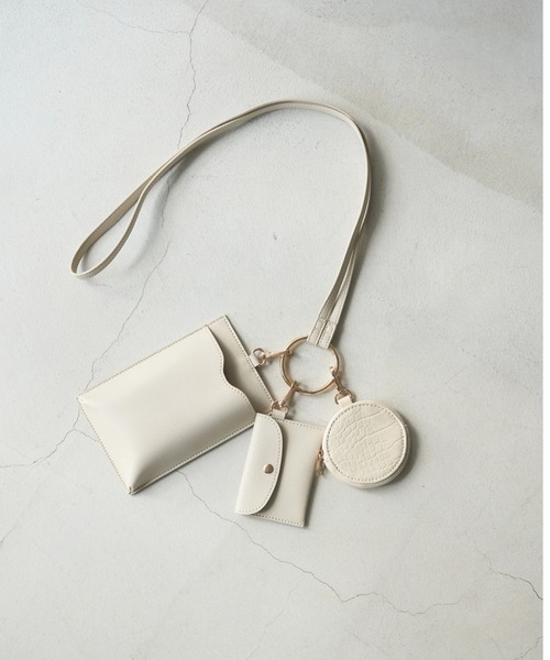 earth music&ecology（アースミュージックアンドエコロジー）の「マルチショルダーバッグ＊（トートバッグ・レディース・ブラウン/ピンク/アイボリー・FREE）」の2枚目の写真