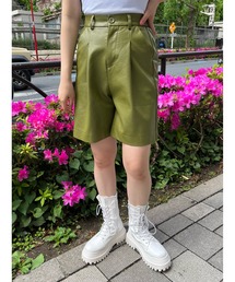 WC | フェイクレザータックショートパンツ(その他パンツ)