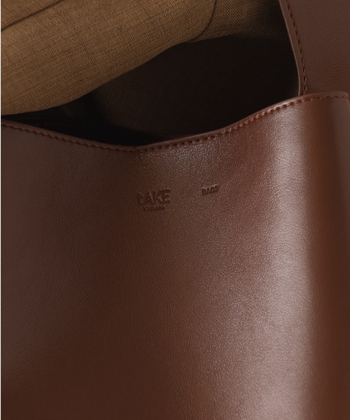 Kastane（カスタネ）の「【新色追加】フェイクレザーワンハンドルトート（トートバッグ・レディース・ブラック/ブラウン/モカ/アイボリー・FREE）」の22枚目の写真