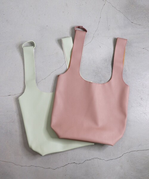 DEICY（デイシー）の「ソフトフェイクレザーバッグ（バックパック/リュック・レディース・ピンク/ミント・FREE）」の4枚目の写真