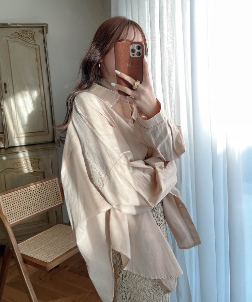 ISOOK(アイスー)の「Over sized tuck shirt / オーバーサイズタックシャツ(meg select)(シャツ/ブラウス・レディース・ピンク/サンドベージュ・FREE)」の7枚目の写真