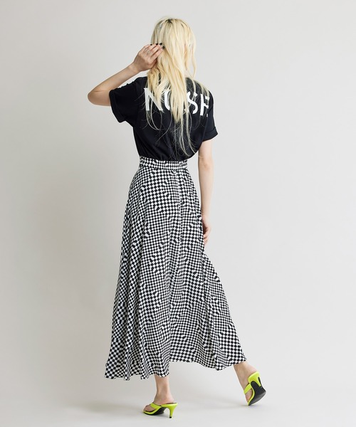 NOISE MAKER（ノイズメーカー）の「フラッグチェックフレアースカート（スカート・レディース・ホワイト/グレー・38/36）」の15枚目の写真