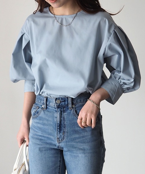 Riberry(リベリー)の「パフスリーブプルオーバー(シャツ/ブラウス・レディース・ベージュ/オフホワイト/ブルー・MEDIUM)」の3枚目の写真