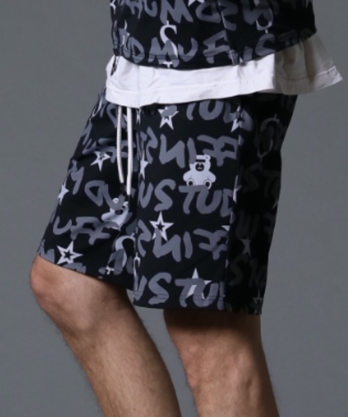 STUD MUFFIN（スタッドマフィン）の「STUD MUFFIN/スタッドマフィン/GRAFGRAM柄ナイロンストレッチ ラッシュショーツ（ラッシュガード・メンズ・ホワイト/ブラック・2/4/3）」の6枚目の写真