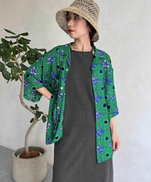 CAPRICIEUX LE'MAGE(カプリシューレマージュ)の「アフリカンレーヨンシャツ(シャツ/ブラウス・レディース・イエロー/グリーン・M)」の3枚目の写真