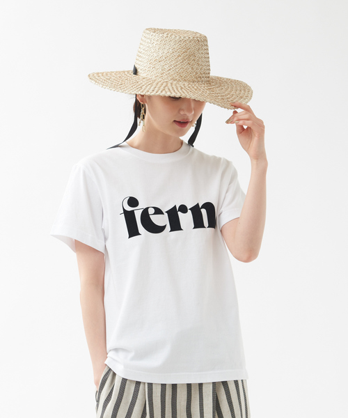 qualite（カリテ）の「fernロゴTシャツ（Tシャツ/カットソー・レディース・ホワイト/ダークグリーン/ベージュ・フリー）」の2枚目の写真