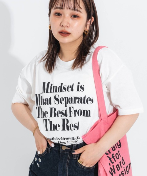 nemne store（ネンネストア）の「ビッグシルエットアソートプリントT（Tシャツ/カットソー・レディース・ピンク/ブルー/オートミール/ホワイト系その他/ホワイト系その他2/ホワイト系その他3・フリー）」の4枚目の写真