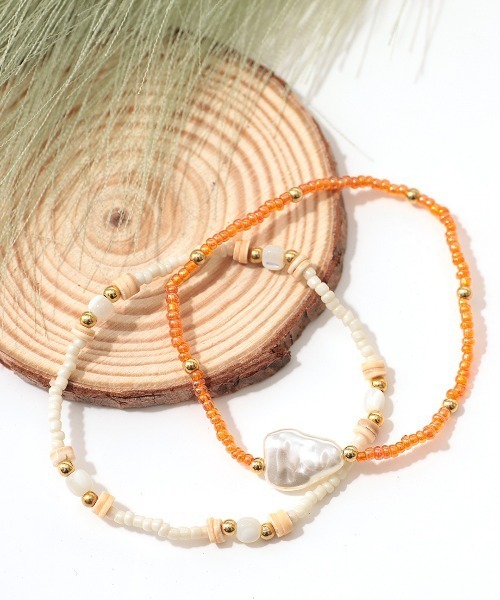 チチカカ(チチカカ)の「バロックパールブレスレット(ブレスレット・レディース・オレンジ/ブルー・FREE)」の2枚目の写真