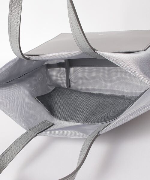 B'2nd（ビーセカンド）の「チュールトートＳ（トートバッグ・レディース・シルバー・F）」の4枚目の写真